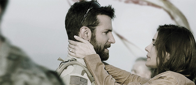 Bradley Cooper et Sienna Miller dans American Sniper (2015)