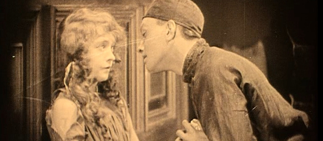 Lillian Gish et Richard Barthelmess dans Le Lys Brisé (1919)