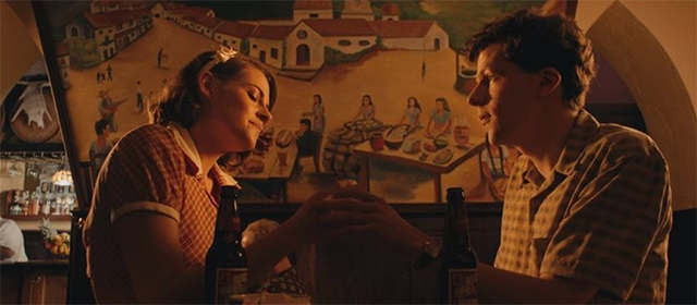 Kristen Stewart et Jesse Eisenberg dans Café Society (2016)