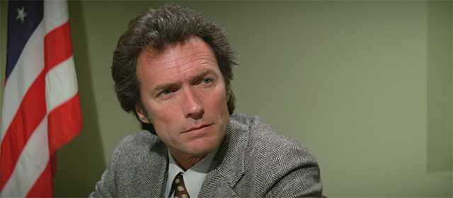 Clint Eastwood dans L'Inspecteur ne renonce jamais (1976)