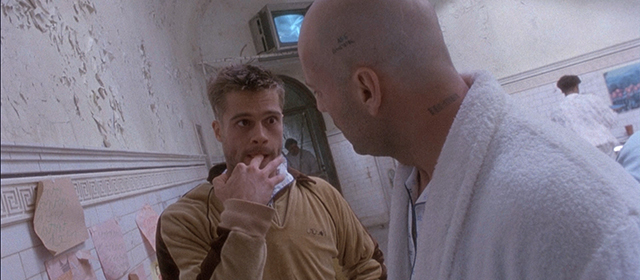 Brad Pitt et Bruce Willis dans L'Armée des 12 Singes (1995)