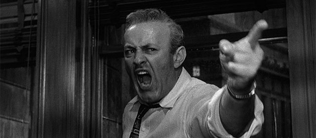 Lee J. Cobb dans 12 Hommes en Colère (1957)