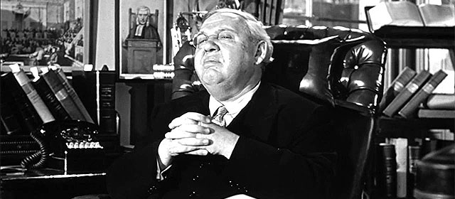 Charles Laughton dans Témoin à charge (1957)