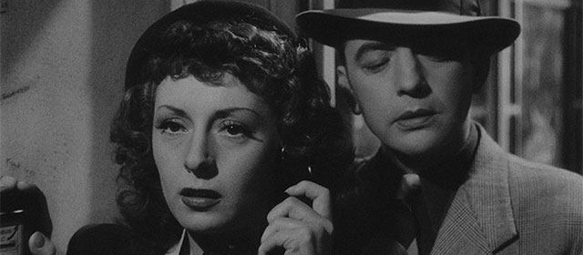 Viviane Romance et Paul Bernard dans Panique (1947)