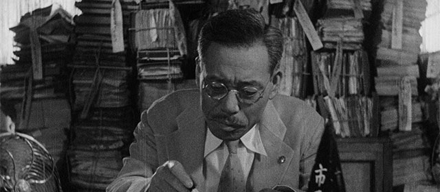 Takashi Shimura dans Vivre (1952)