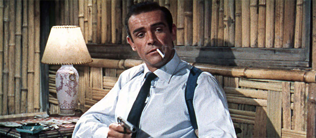 Sean Connery dans James Bond contre Dr. No (1962)