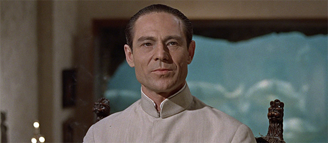 Joseph Wiseman dans James Bond contre Dr. No (1962)